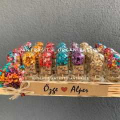 Kuru Çiçekli Mini Cam Fanus 6 Farklı Renk Nikah Nişan Söz Şekeri