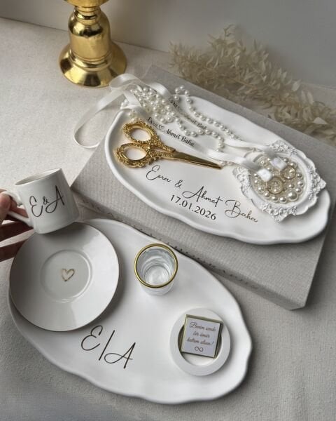 2026 Retro Yüzüklük Model Söz Tepsisi Seti -  İsimli Yüzük Tepsisi ve Damat Fincan Takımı - Kurdele ve Çikolata Hediyeli – Ücretsiz Kargo