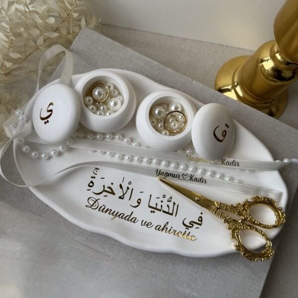 YÜZÜK TEPSİ SETİ - ÜCRETSİZ KARGO  İsimli Söz Yüzük Tepsisi Takımı - Kurdele - Makas - Yüzüklük dahil