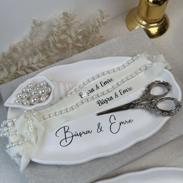 YÜZÜK TEPSİ SETİ - ÜCRETSİZ KARGO  İsimli Söz Yüzük Tepsisi Takımı - Kurdele - Makas - Yüzüklük dahil