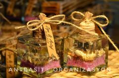 KARE ŞİŞE JEL MUM 5 RENK NİKAH NİŞAN SÖZ BEBEK ŞEKERİ HEDİYELİK