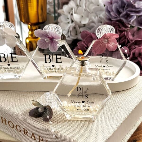 Antrasit Organizasyon Islak Ortancalı İncili Kandil 50 CC Altıgen Cam Şişe Nikah Nişan Söz Bebek Şekeri Hediyelik