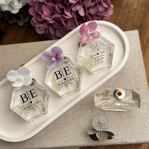 Antrasit Organizasyon Islak Ortancalı İncili Kandil 50 CC Altıgen Cam Şişe Nikah Nişan Söz Bebek Şekeri Hediyelik