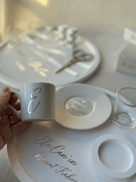 Söz Nişan Yüzük Tepsisi Ve Damat Fincanı Tepsisi İsme Özel Tam Takım - Beyaz Seri Gümüş Detaylı - ÜCRETSİZ KARGO