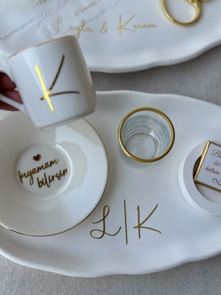 Yeni Model Beyaz Seri Söz Nişan Yüzük Tepsisi Ve Damat Fincanı Tepsisi İsme Özel Tam Takım  - ÜCRETSİZ KARGO