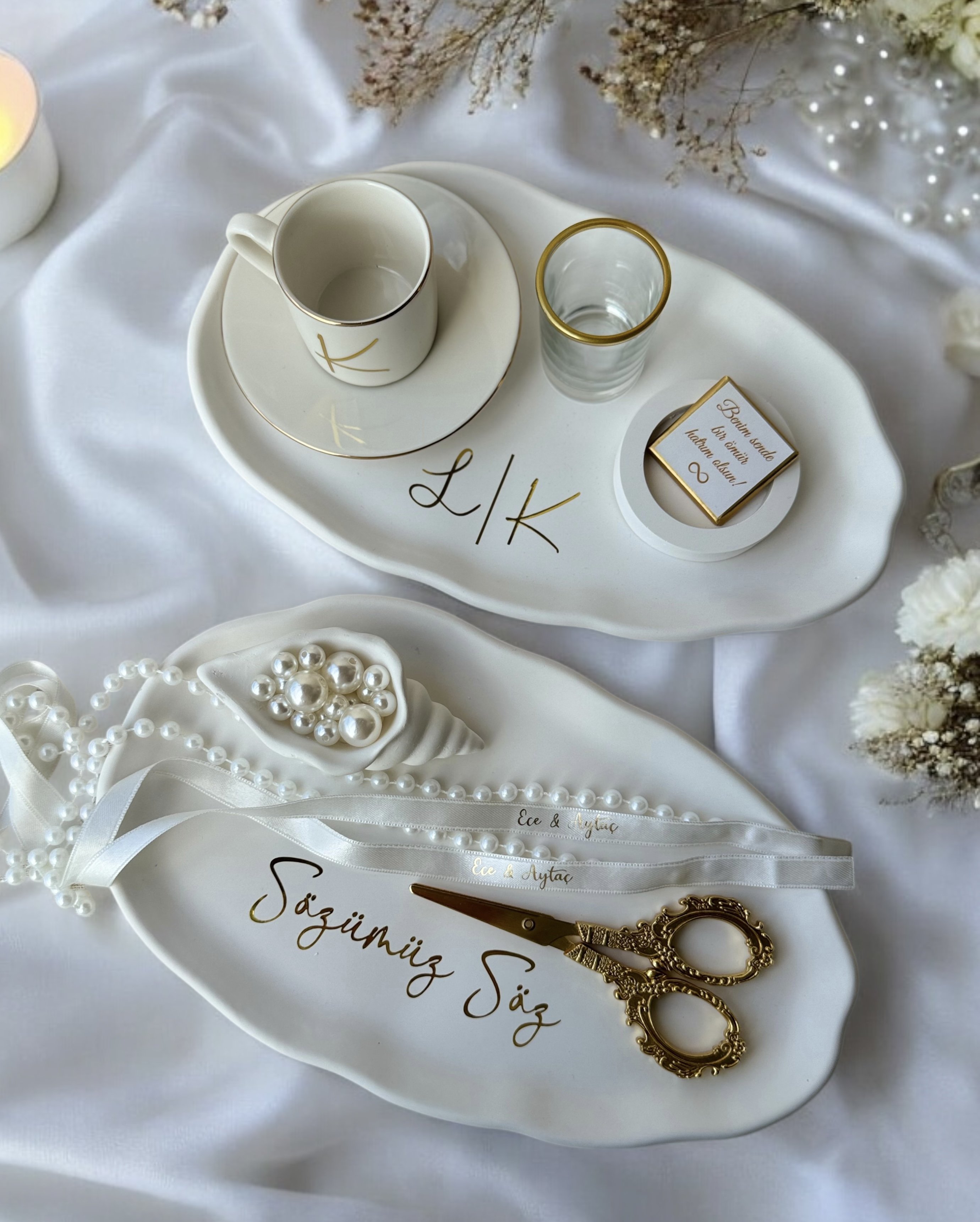 Yeni Model Beyaz Seri Söz Nişan Yüzük Tepsisi Ve Damat Fincanı Tepsisi İsme Özel Tam Takım  - ÜCRETSİZ KARGO