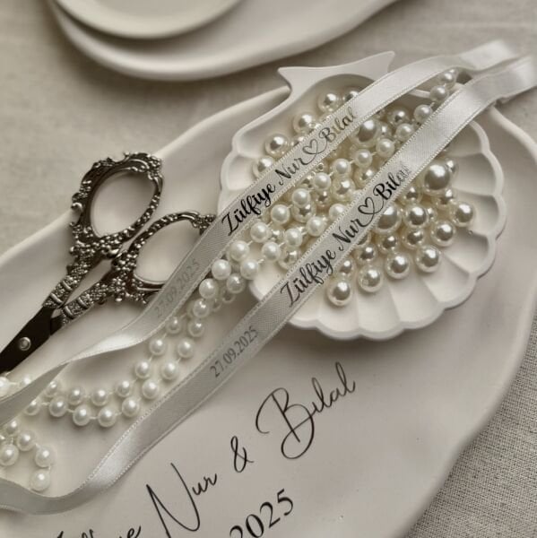 Söz Nişan Yüzük Tepsisi İsme Özel Takım - İsimli Kurdele Dahil - ÜCRETSİZ KARGO - Beyaz Seri