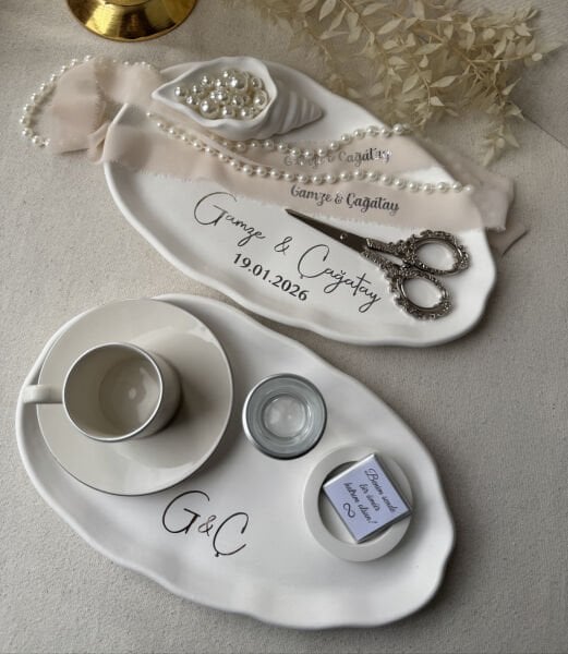 Nişan Tepsisi ve Söz Tepsisi – İsimli Yüzük Tepsisi ve Damat Fincan Takımı - Kurdele ve Çikolata Hediyeli – Ücretsiz Kargo