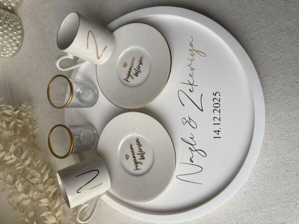 Damat kahvesi fincanı İsme Özel Yazılı - 1 ADET FİNCAN + 1 ADET FİNCAN TABAĞI - gold veya gümüş yazılabilir - Su bardağı seçimlerden ekstra eklenebilir